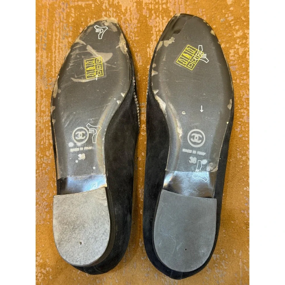 Chanel Black Suede Crystal Trim Cap Toe Loafers Flats G35833 Size 38